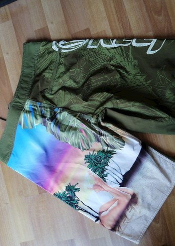 REEF şahane renkler 

Baskılı Yeşil Kemerli Erkek Mini Mayo - Görsel 5