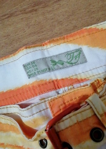m Beden Zara Trafalıuc Kadın Pastel Bağlamalı Mini Şort