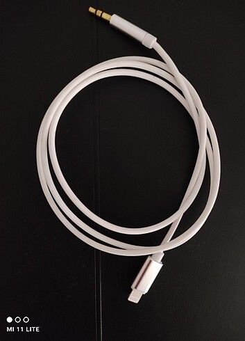 Lightning adapter jack 3.5 mm