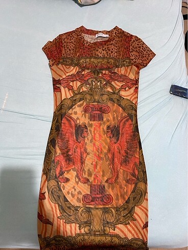 Bershka elbise
