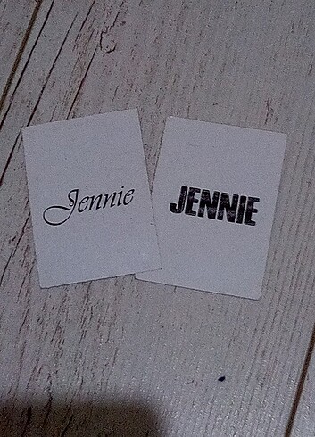 diğer Beden çeşitli Renk 2 adet Jennie photocard