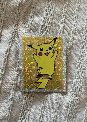 Beden Pikachu pokemon kartı