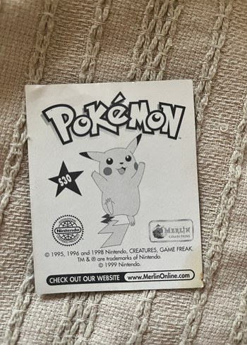 Pikachu pokemon kartı