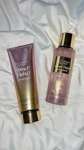 Victoria Secret Vücut Spreyi ve Kremi