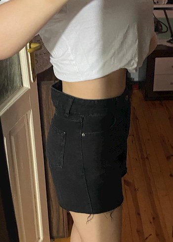 Gri Siyah Kemer Detaylı Denim Midi Şort - Görsel 2