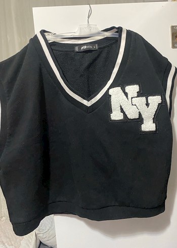 Siyah V Yaka Nakışlı Kadın süwet - Görsel 2