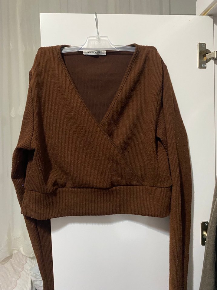 Kahverengi V Yaka Fitilli Triko Bluz - Görsel 3