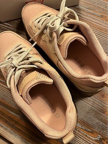 Guess Guess sneaker