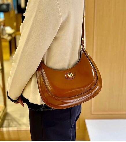 TORY BURCH ROBINSON