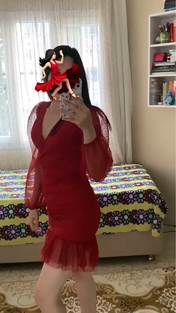 Şık mini kırmızı elbise