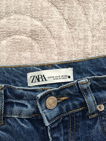 34 Beden mavi Renk Zara jean
