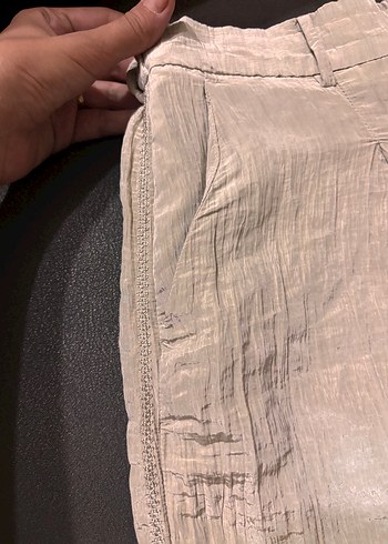 40 Beden Bej Keten Pileli Mini Şort