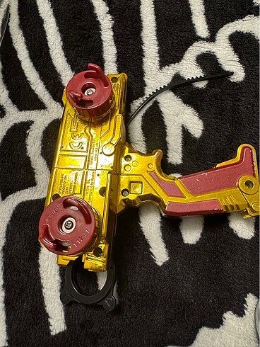 Beyblade Çiftli Atıcı Metal Serisi Hasbro