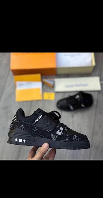 Louis Vuitton Erkek Ayakkabı
