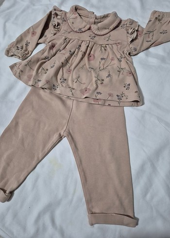 Uzun Kollu Fırfırlı Bebek Kız Takımı - Görsel 3