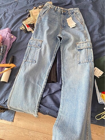 xs Beden mavi Renk stradivarius kargo kot pantolon yeni etiketli