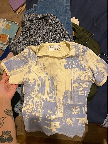 xs Beden ten rengi Renk bershka kısa kol tişört