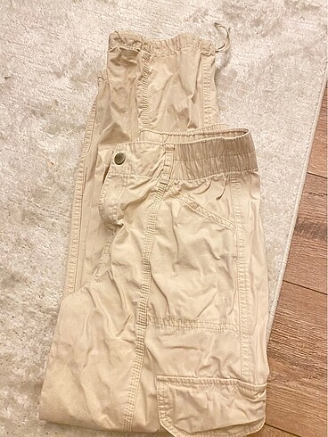 Pull and Bear pull and bear acık krem kargo pantolon