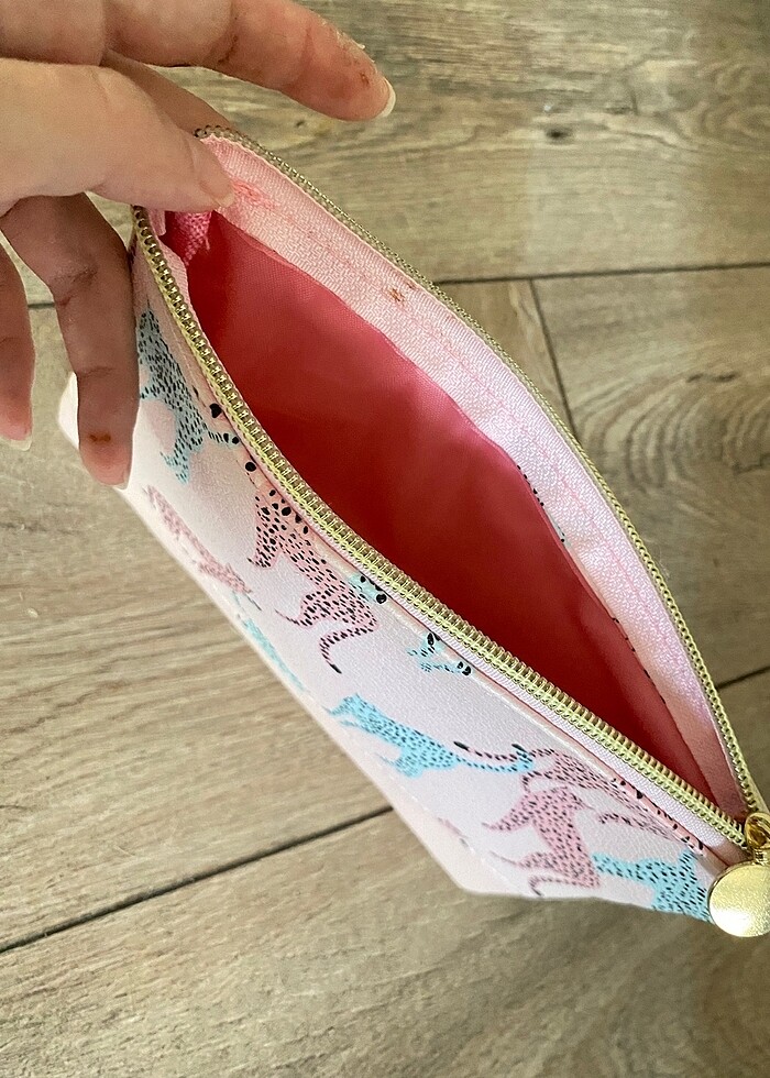 miniso kalemlik/ ince cüzdan/ makyaj cantası etiketli - Görsel 3