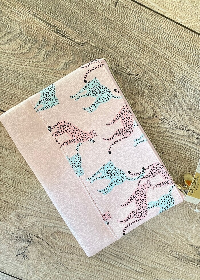 miniso kalemlik/ ince cüzdan/ makyaj cantası etiketli - Görsel 2