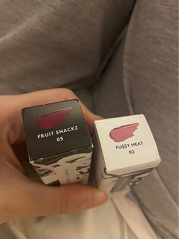Beden fenty beauty lipgloss (sıfır)