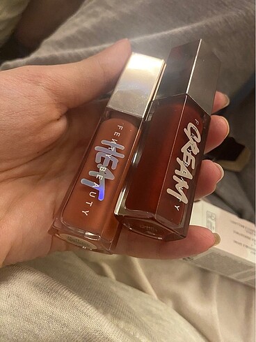 fenty beauty lipgloss (sıfır)
