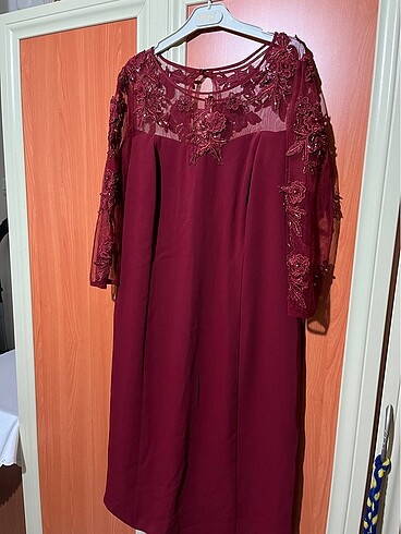 Bordo yarım kol kısa elbise
