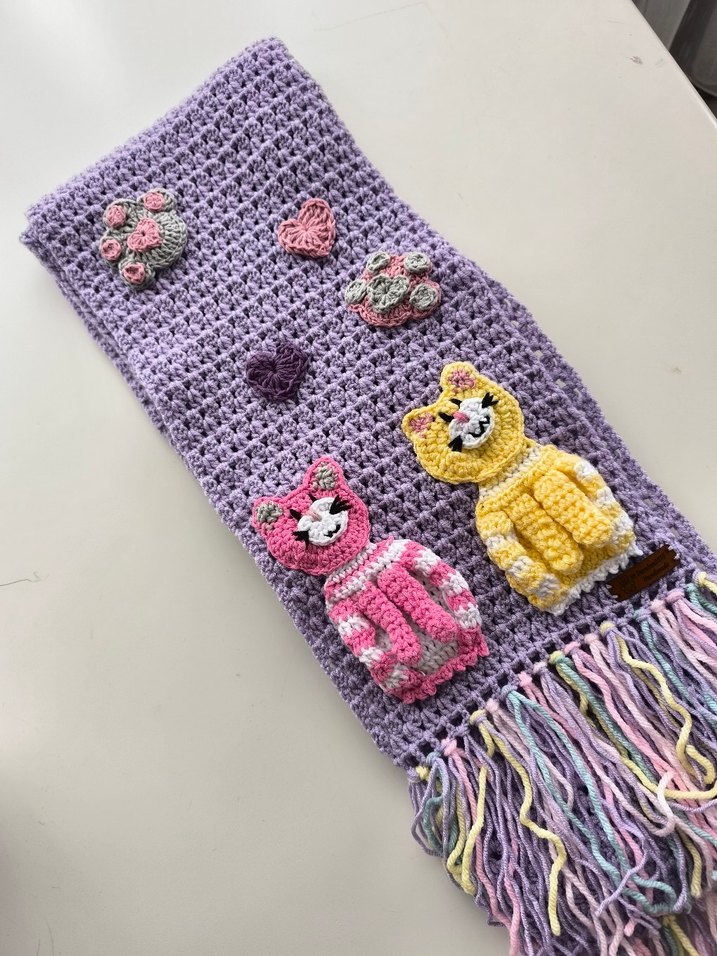 Kedili Tasarım Atkı  - Görsel 3