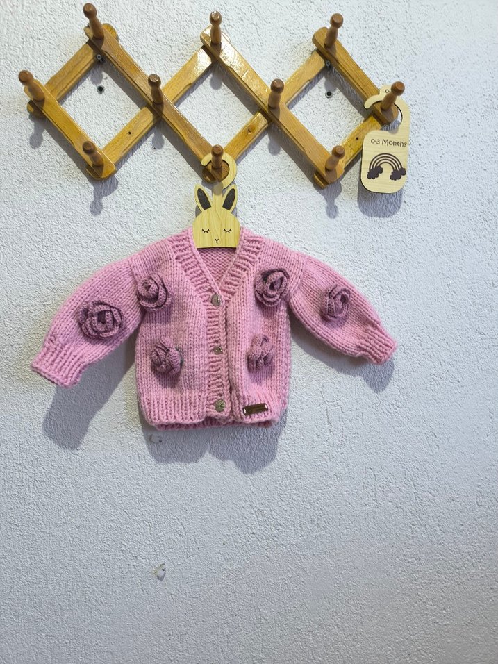 Pembe Güllü Hırka - Görsel 3