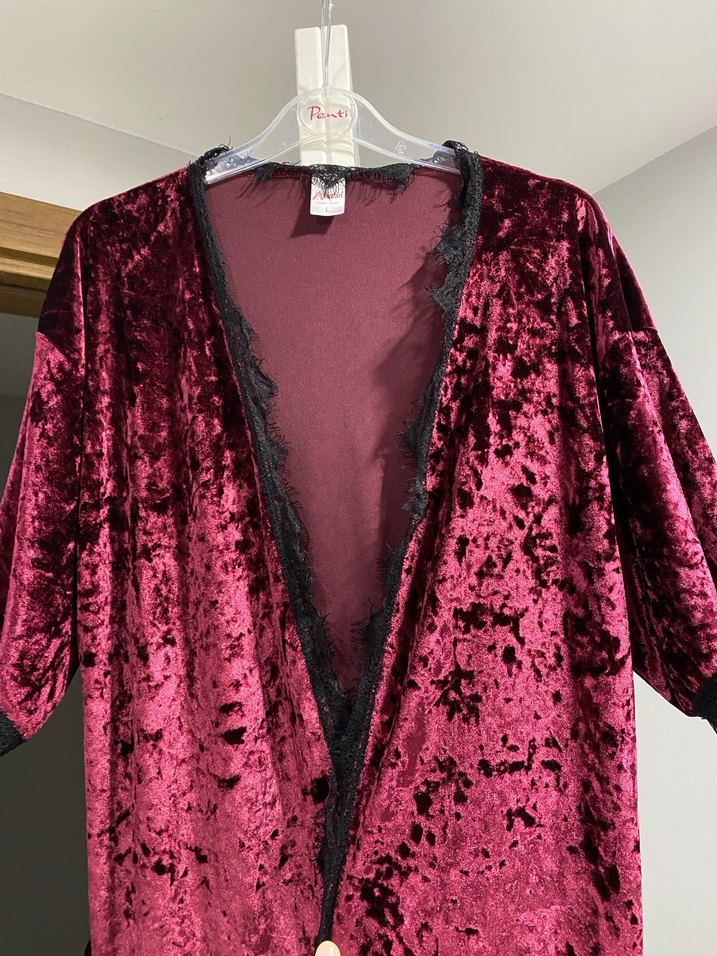 Bordo Uzun Kadın Gotik Nakışlı Sabahlık - Görsel 5