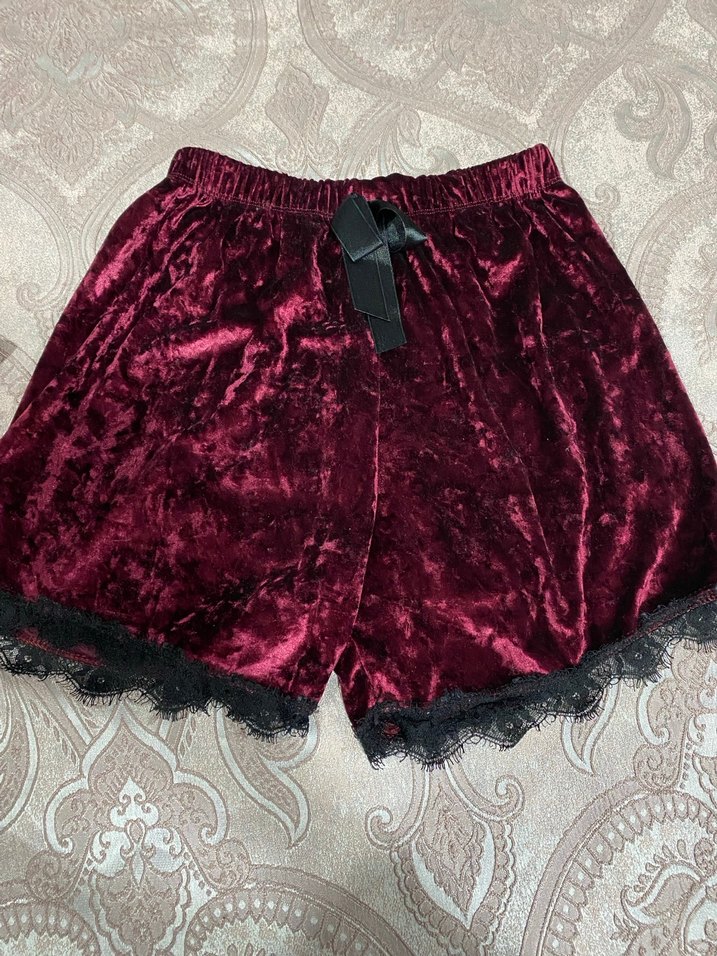 Bordo Uzun Kadın Gotik Nakışlı Sabahlık - Görsel 3