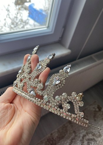 Gri Parlak Taşlı Gotik Taç - Görsel 6