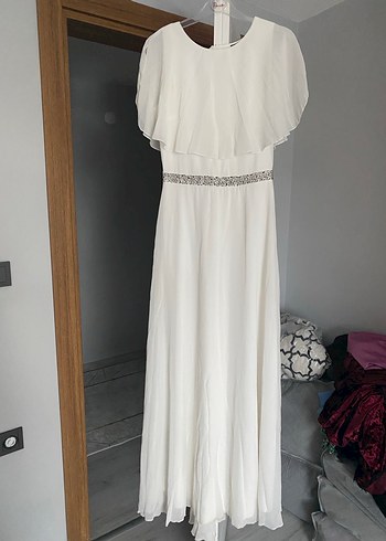 Kısa Kollu Beyaz Uzun Gelinlik - Görsel 2