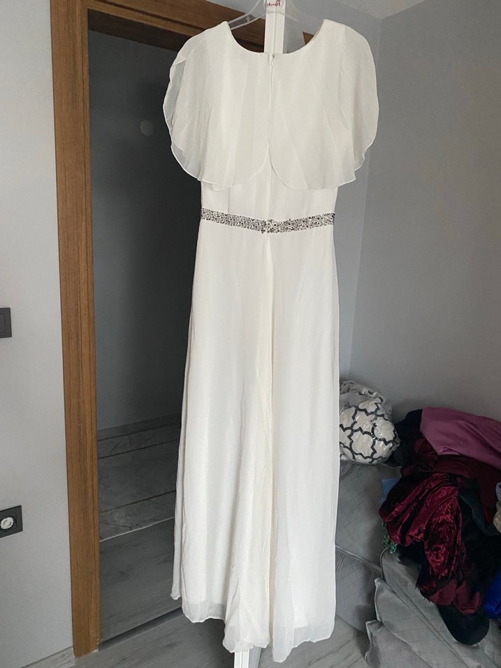 Kısa Kollu Beyaz Uzun Gelinlik - Görsel 5