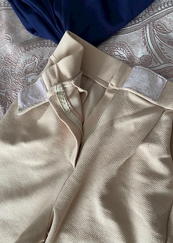 Bej Kadın Regular Fit Pilili Kumaş Pantolon - Görsel 4