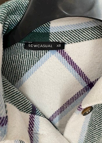 Düğmeli Ekoseli Gri Kadın Gömlek - Görsel 2