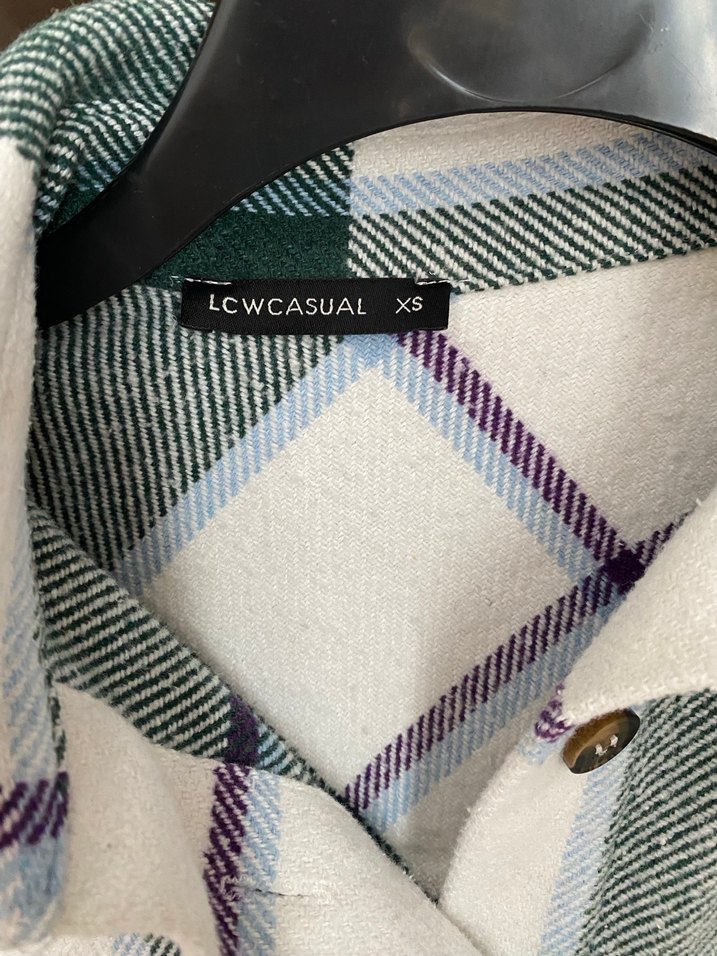 Düğmeli Ekoseli Gri Kadın Gömlek - Görsel 2