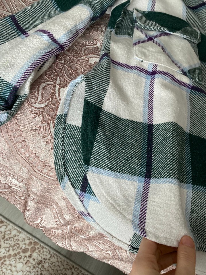 Düğmeli Ekoseli Gri Kadın Gömlek - Görsel 4