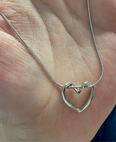 Accessorize Kalpli Çelik kolye