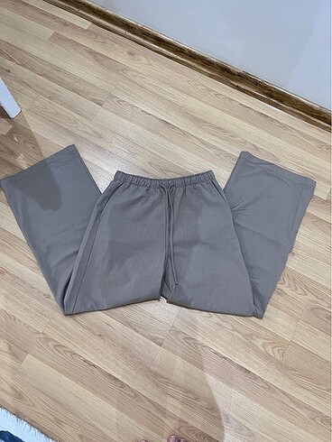 Stradivarius kumaş pantolon