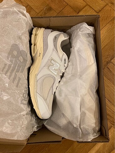 New Balance New Balance 2002R