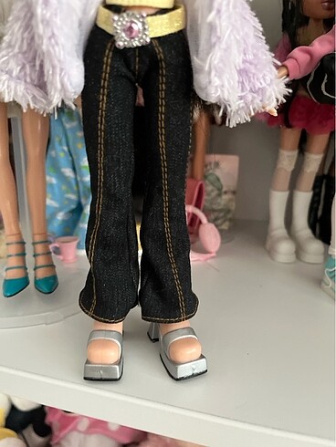  Beden Bratz
