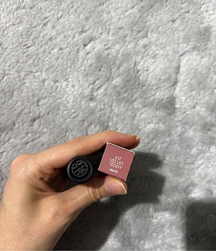 Beden Mac velvet teddy