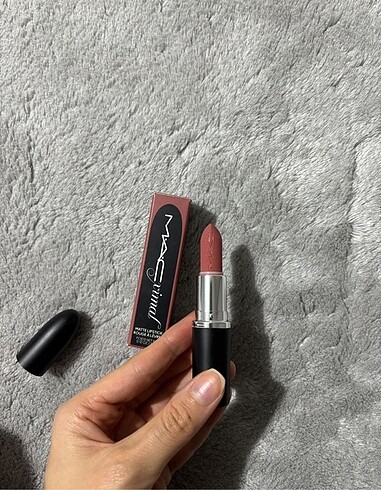Mac velvet teddy