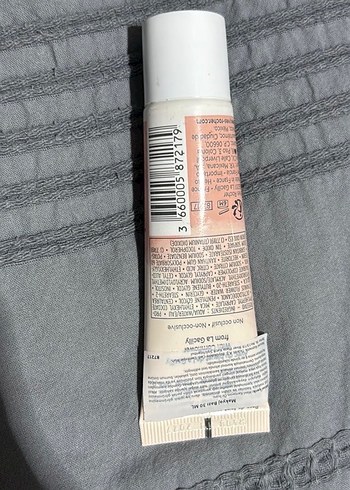 Yves rocher makyaj bazı - Görsel 2