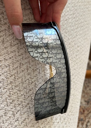 Dior güneş gözlüğü