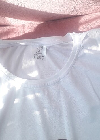 xl Beden beyaz Renk Ozel tasarim tshirt