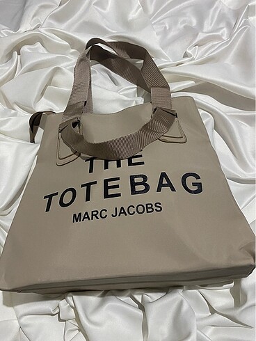 Beden The tote bag kol çantamız