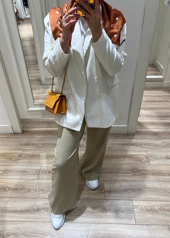 Beyaz ceket - Görsel 3