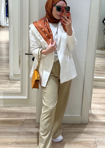 Beyaz ceket - Görsel 2